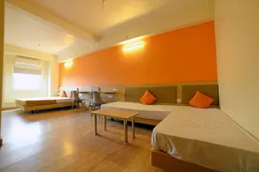 Smart Inn @ Taleda Square - Image 2