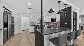 Tropical South Florida Home - Image 4