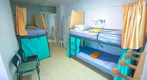 Hostel Tropical Work - Image 2