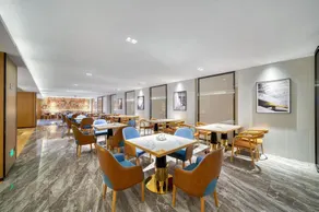 MaisonLee Hotel Jiaojiang Taizhou - Image 2