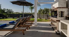 Noka Luxury Seaview Villa - Image 5