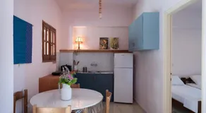 Kokkini Peach House - Image 4
