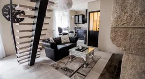 Au domaine des anges, 3 gîtes luxueux avec Jacuzzi privatif, sauna, mini-piscine, piscine extérieure chauffée en saison - Image 3