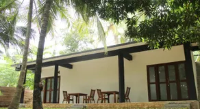 Ariya Tissa - Image 2