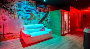 American spa motel - Image 3