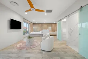 Striking Luxury Home With Garden & BBQ - Image 2