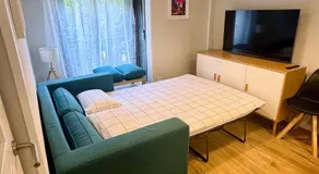 Airport Madrid Plenilunio suites beige - Image 2