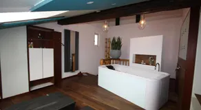 Elements Hotel - Image 2