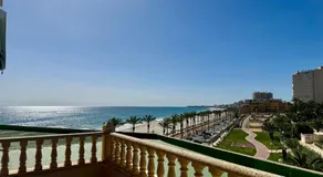Vistas al Mar, Piscina y Playa - Image 2