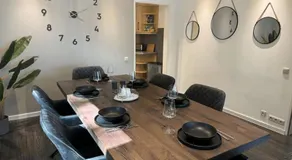 Geräumiges Apartment mit XXL Leinwand I Parkplatz I WiFi - Image 5