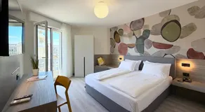 Hotel Universal - Image 2