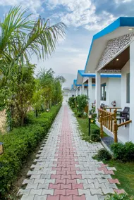 Corbett Jungle Breeze Resort - Image 4