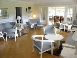 Shaw's Hotel & Cottages - Image 2