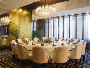 Oriental Garden Hotel - Image 4