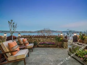 Bodu Lake View Inn - Image 2