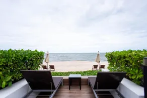 20 min from Hua Hin - Tide & Tail 2BR Beachfront Condo Baan Chaan Talay - Image 4