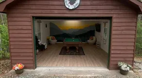 Peak-a-Blue Cabin - Watch Movies from Hot Tub, Mountain View, Bigfoot Bunker Game Room, Fire Pit, Oversized Deck, Screened-in Porch - Image 4