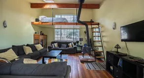Cozy Rustic Mountain Home with Breathtaking views - Image 2