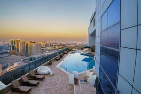 Seven Seas Hotel - Image 2