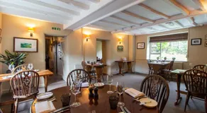 Parva Farmhouse Riverside Guesthouse - Image 4