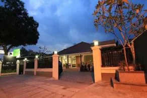 Catur Warga Hotel - Image 4