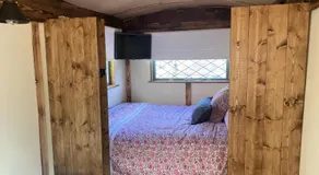 Shepherd's Hut at St Anne's - Costal Location - Image 4