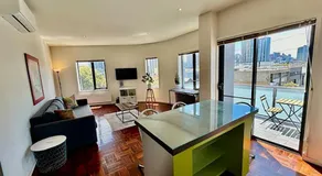 Superb City Views - Apartment, work or just relax! - Image 2