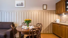 Maya's Flats & Resorts-Gdansk Old Town Artus - Image 3