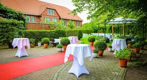 H Perl Hotel-Restaurant - Image 5