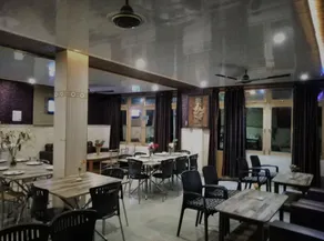 Hotel Narendra Palace - Image 3