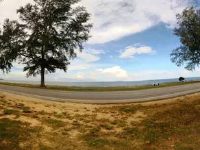 Anggun Beach Guest House Dungun - Image 5