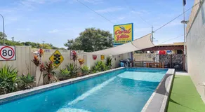Bundaberg Coral Villa Motor Inn - Image 2