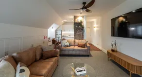 Camden Hotel Suites - Image 2
