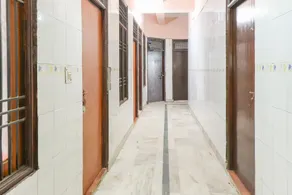 OYO 68779 Hotel Gl Marriage Complex - Image 3