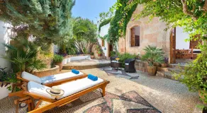 Antique Villa - Image 3