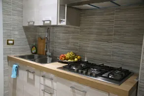 SR Guesthouse - Image 3