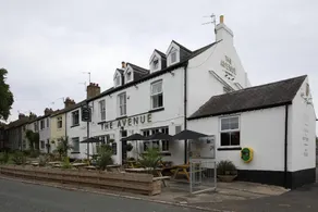 The Avenue - Image 3