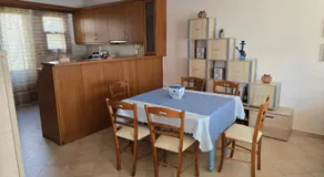 Booklou Apartment - Image 5