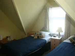 The Knoll Guest House - Image 3