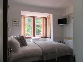 Antlers Rest B&B - Image 1