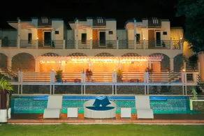 Private Homestay with Swimming Pool 20-50pax - Image 2