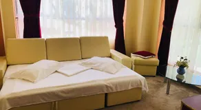 Hotel Palace - Image 2