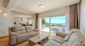 New Luxury Villa "Via" - Image 2