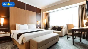 Emerald Garden International Hotel - Image 2