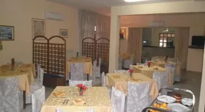 Hotel Tania - Image 3