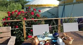 Les Yourtes d'Hôtes - Image 3