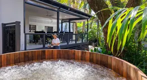 The One Pearl Beach- Pet Friendly, firepit, walk to beach - Image 5