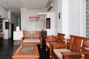 RedDoorz at Wisma Nabila Syariah near Masjid Raya Baiturrahman Banda Aceh - Image 4