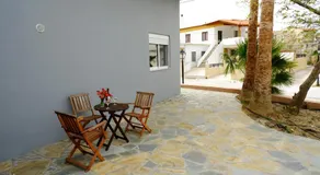 Erinaki Apartments - Image 3