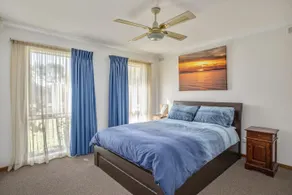 Foreshore Beach House: ideal family location - Image 3